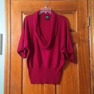 3/$20 Burgandy stretchy top Ladies Large shortsleeve